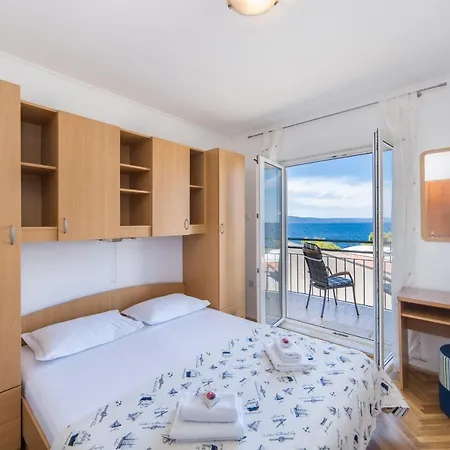 Apartment By The Sea Podgora, Makarska - 6789 *