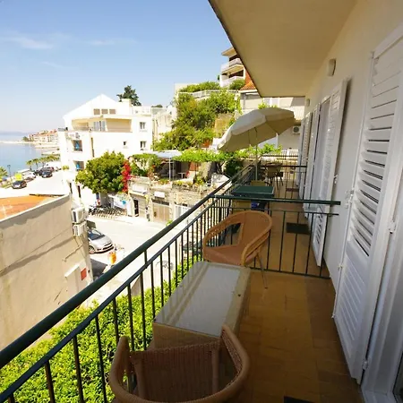 Apartment By The Sea Podgora, Makarska - 6789 *
